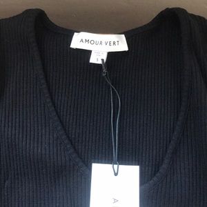 Amour Vert Tops - NWT Amour Vert ribbed top, Small Amour Vert Tops - NWT Amour Vert ribbed top, Small